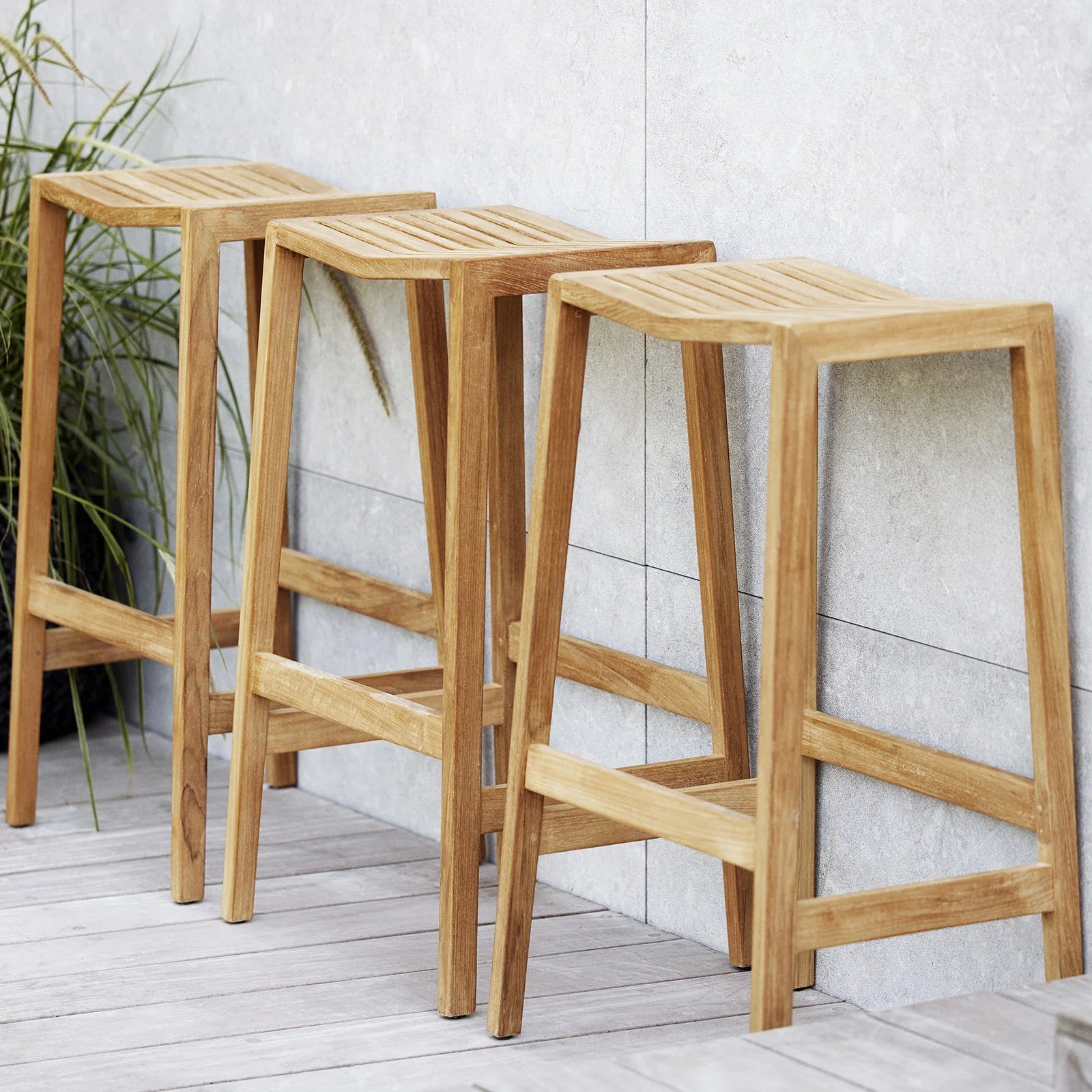 Flip Bar Stool