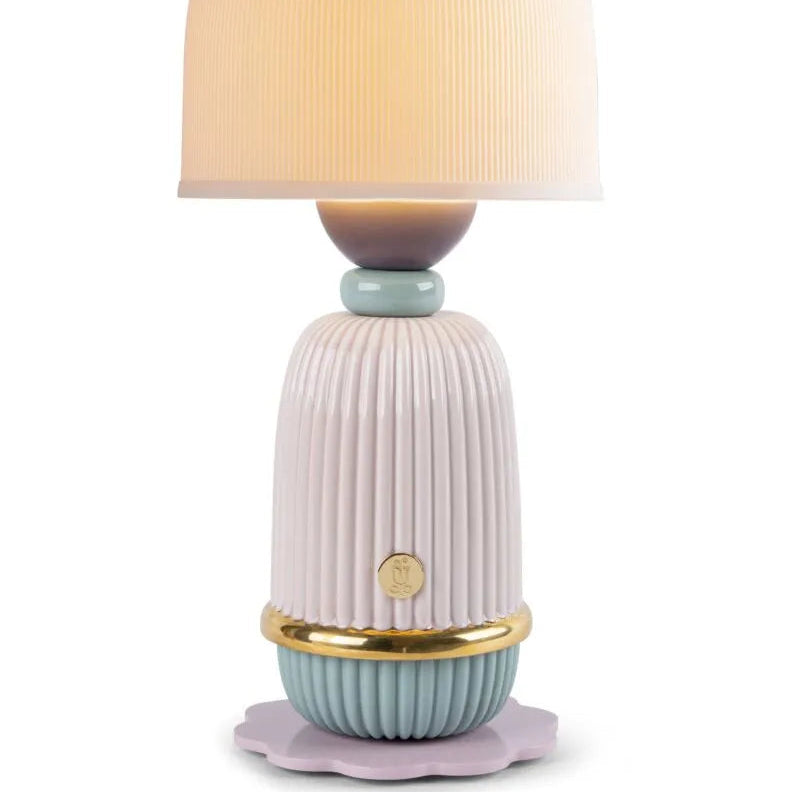Lladró Kokeshi Lamp in handcrafted porcelain, from the Nightbloom collection, handcrafted in Valencia since 1953.