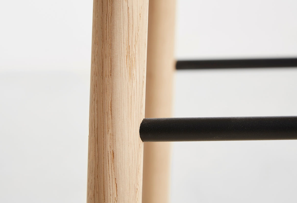 Mono Stool