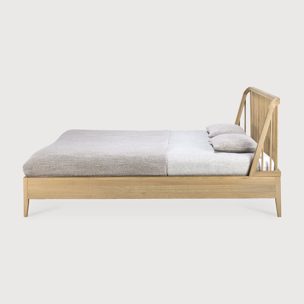 Oak Spindle Bed