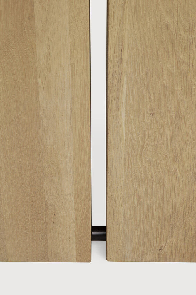 Slice Extendable Dining Table
