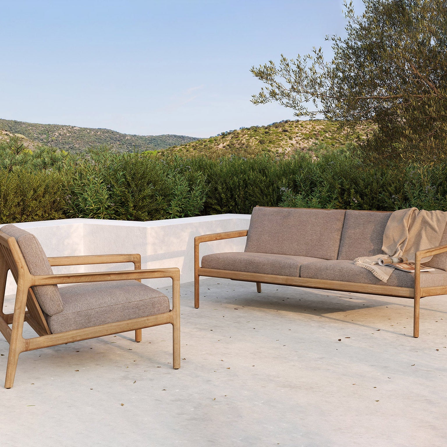 Ethnicraft Jack Outdoor Lounge Chair Frame with FSC-certified solid teak frame