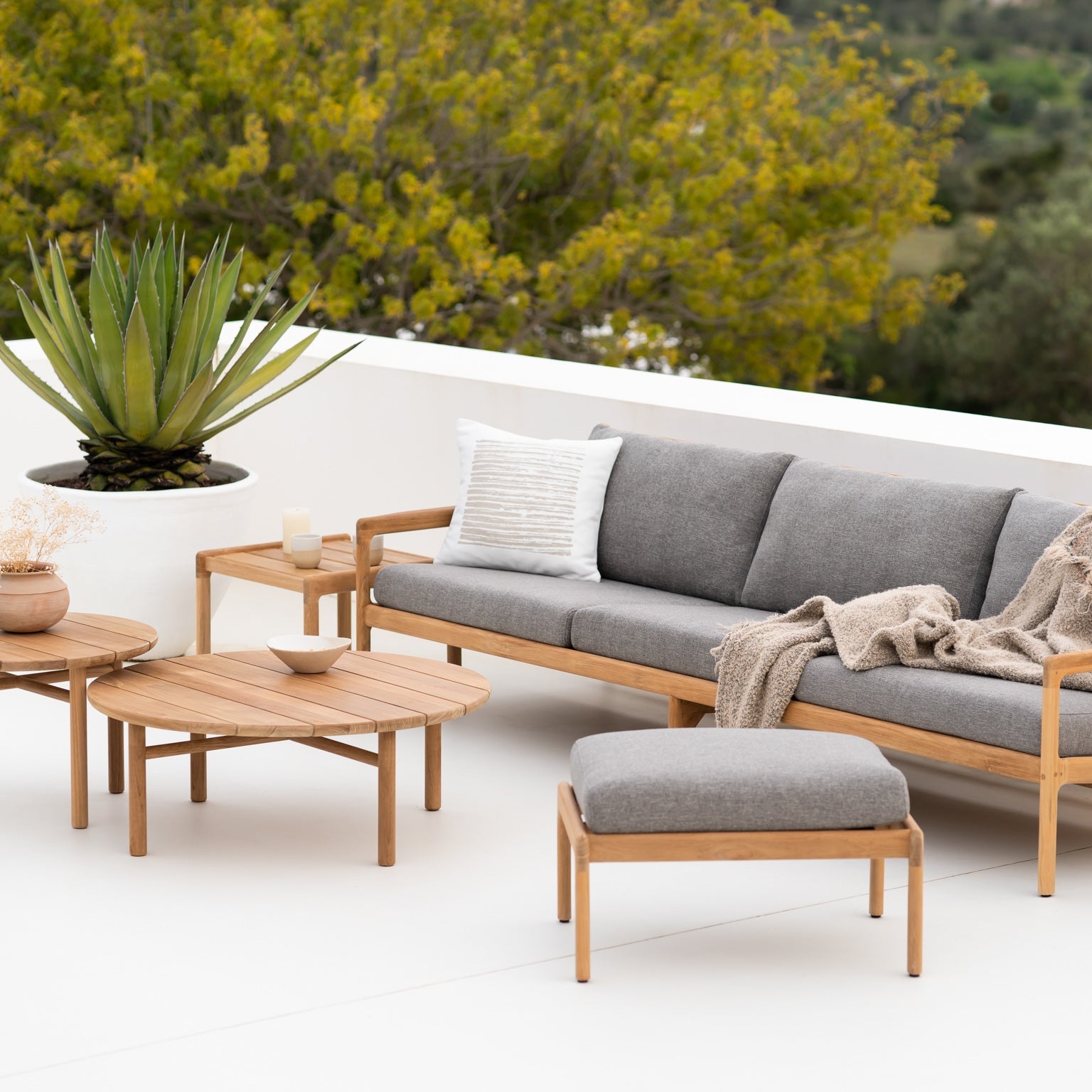 Ethnicraft Quatro Outdoor Coffee Table, FSC-certified solid wood furniture by Belgian brand