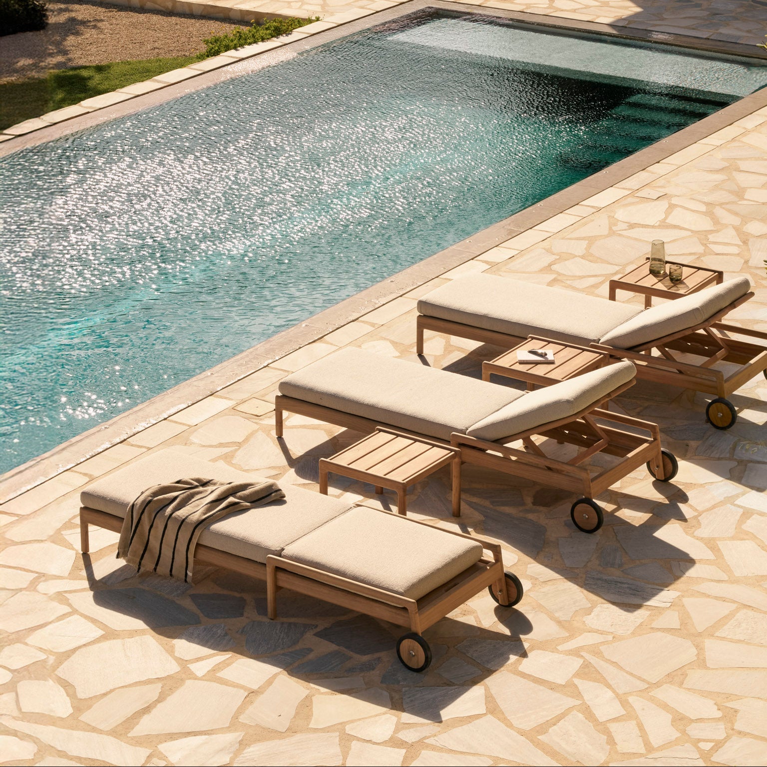 Jack Outdoor Adjustable Lounger