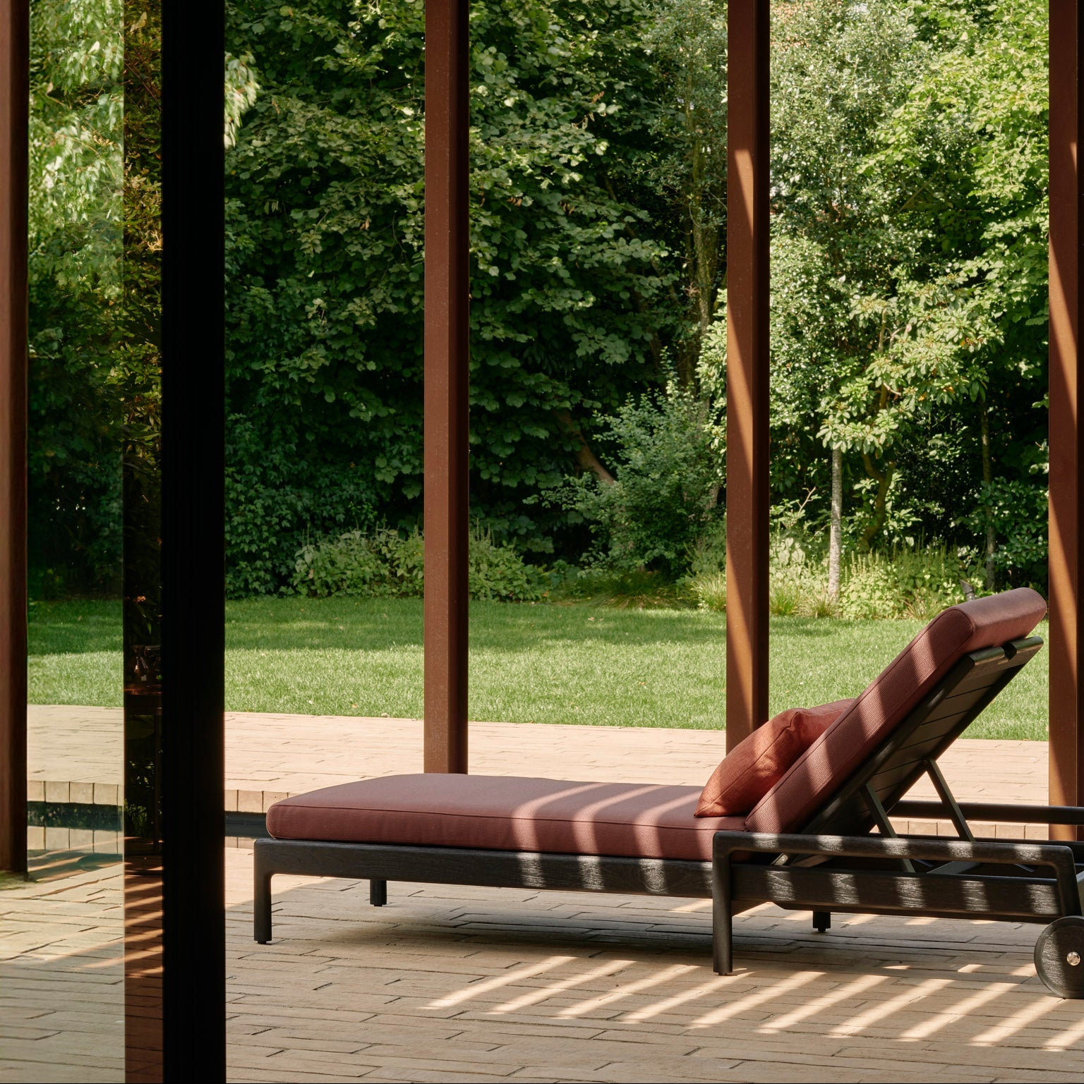 Jack Outdoor Adjustable Lounger