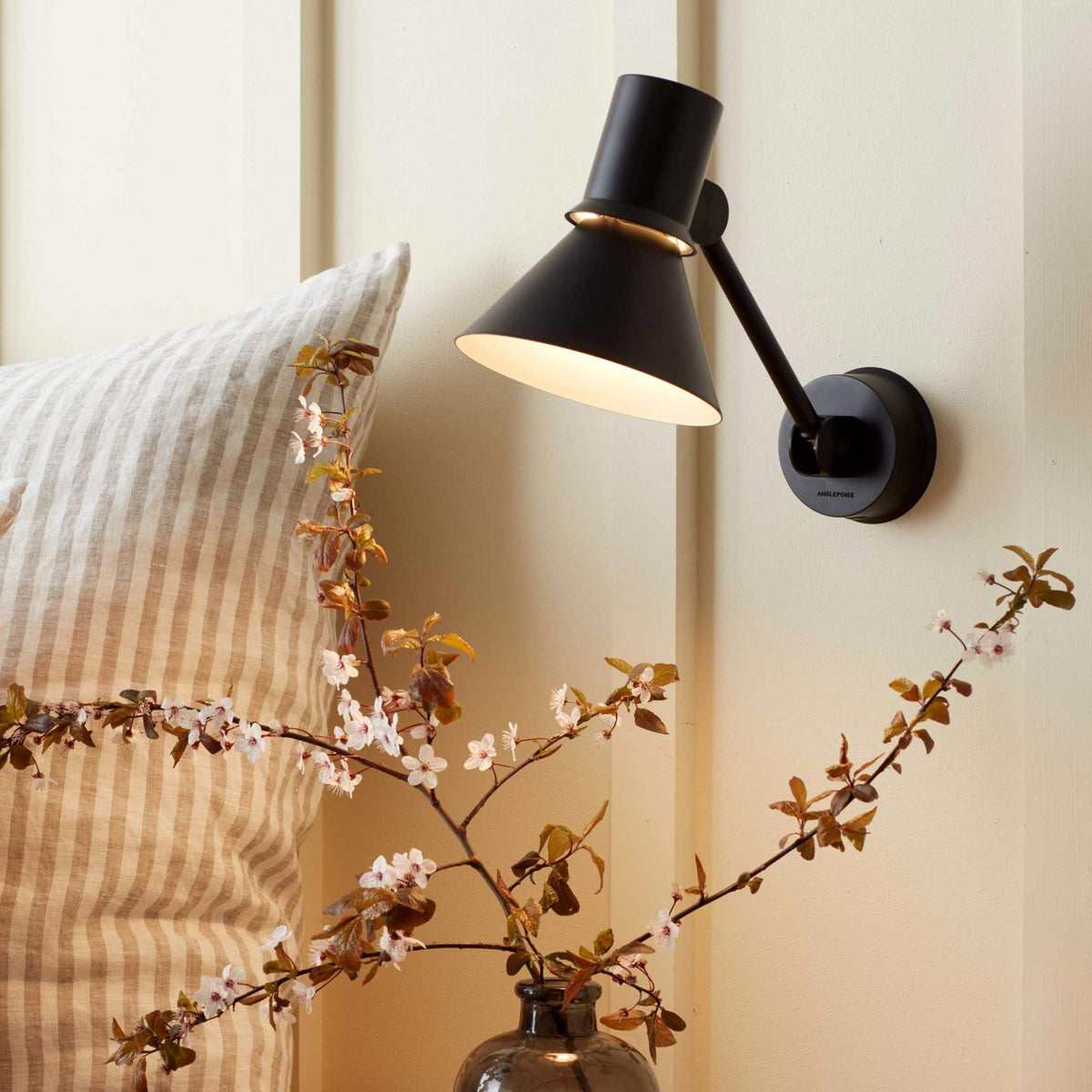 Anglepoise Type 80 W2 Wall Light in Matte Black, aluminum shade and steel arm