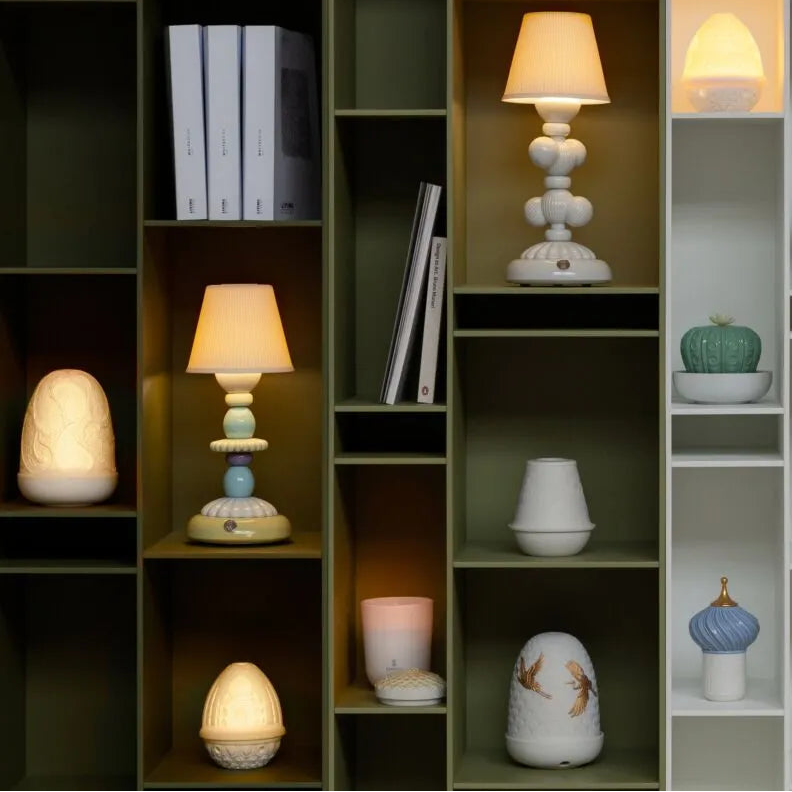 Lladró Sunflower Firefly Table Lamp in handcrafted porcelain, from the Firefly collection, handcrafted in Valencia since.