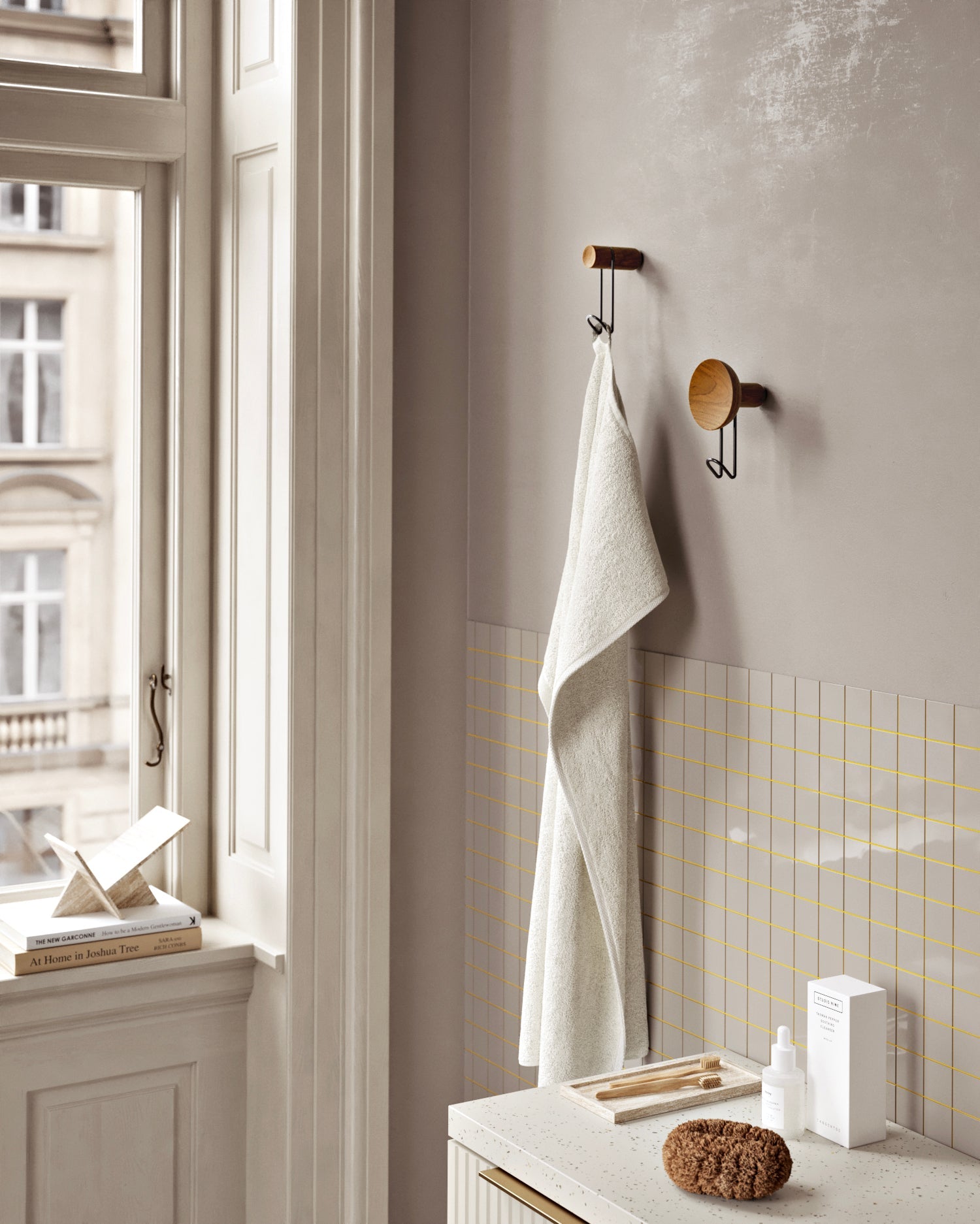 WOUD Around Wall Hanger lifestyle image