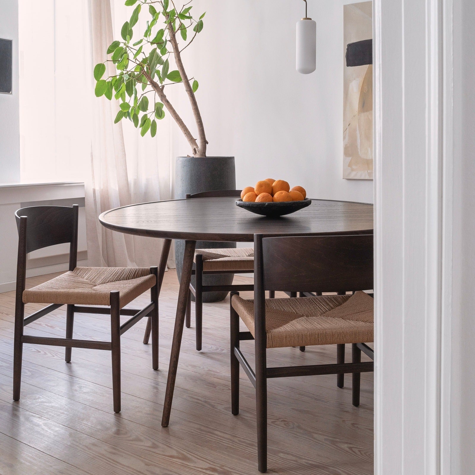 Mater Nestor Sidechair in solid wood