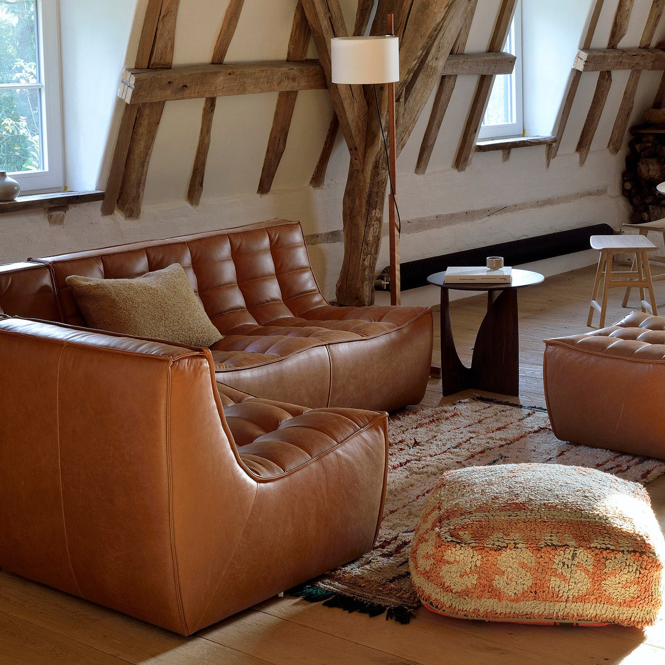 N701 Footstool