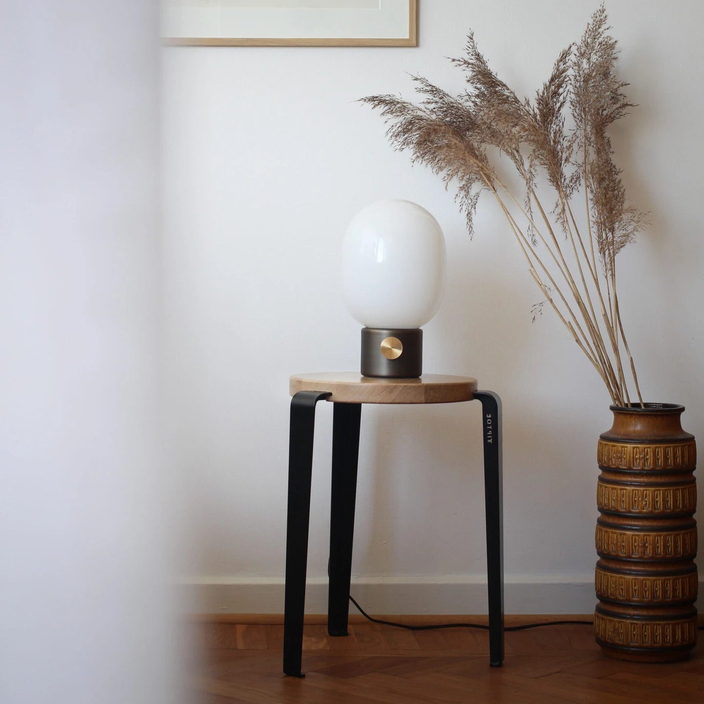 Tiptoe LOU Stool