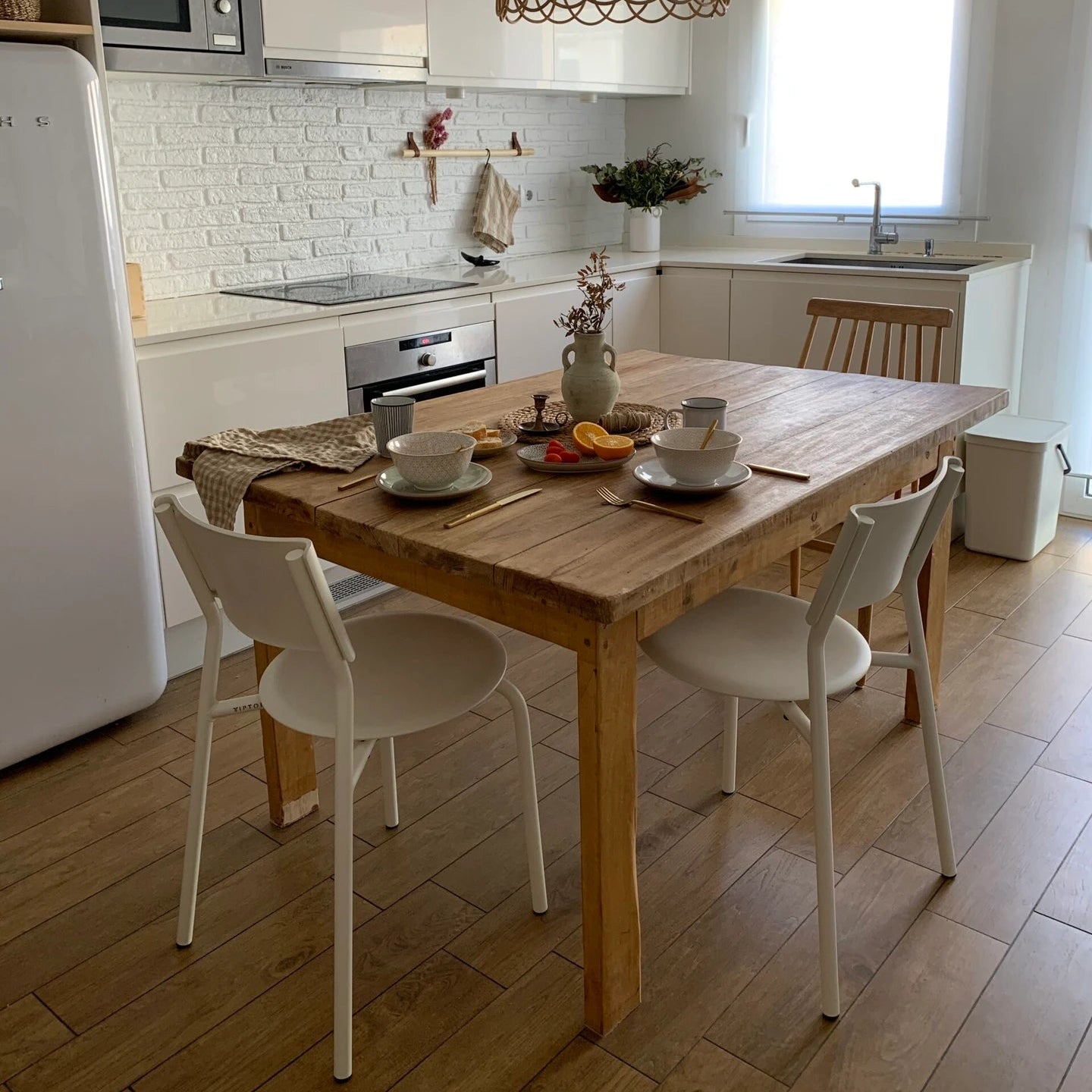 Tiptoe SSDr Recycled Plastic Dining Chair