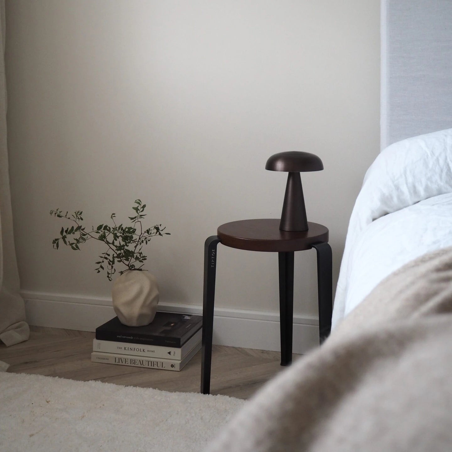 Tiptoe LOU Stool