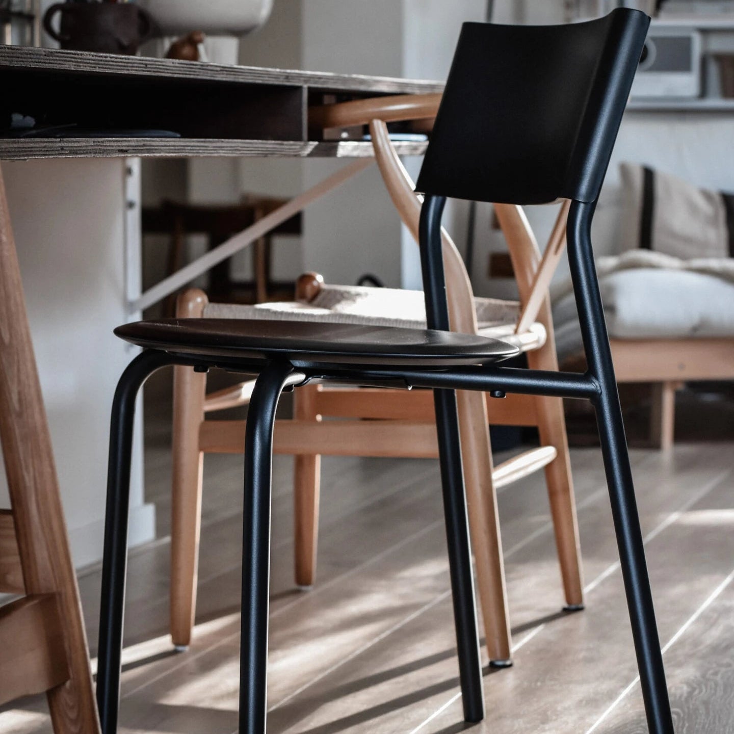 Tiptoe SSDr Recycled Plastic Dining Chair