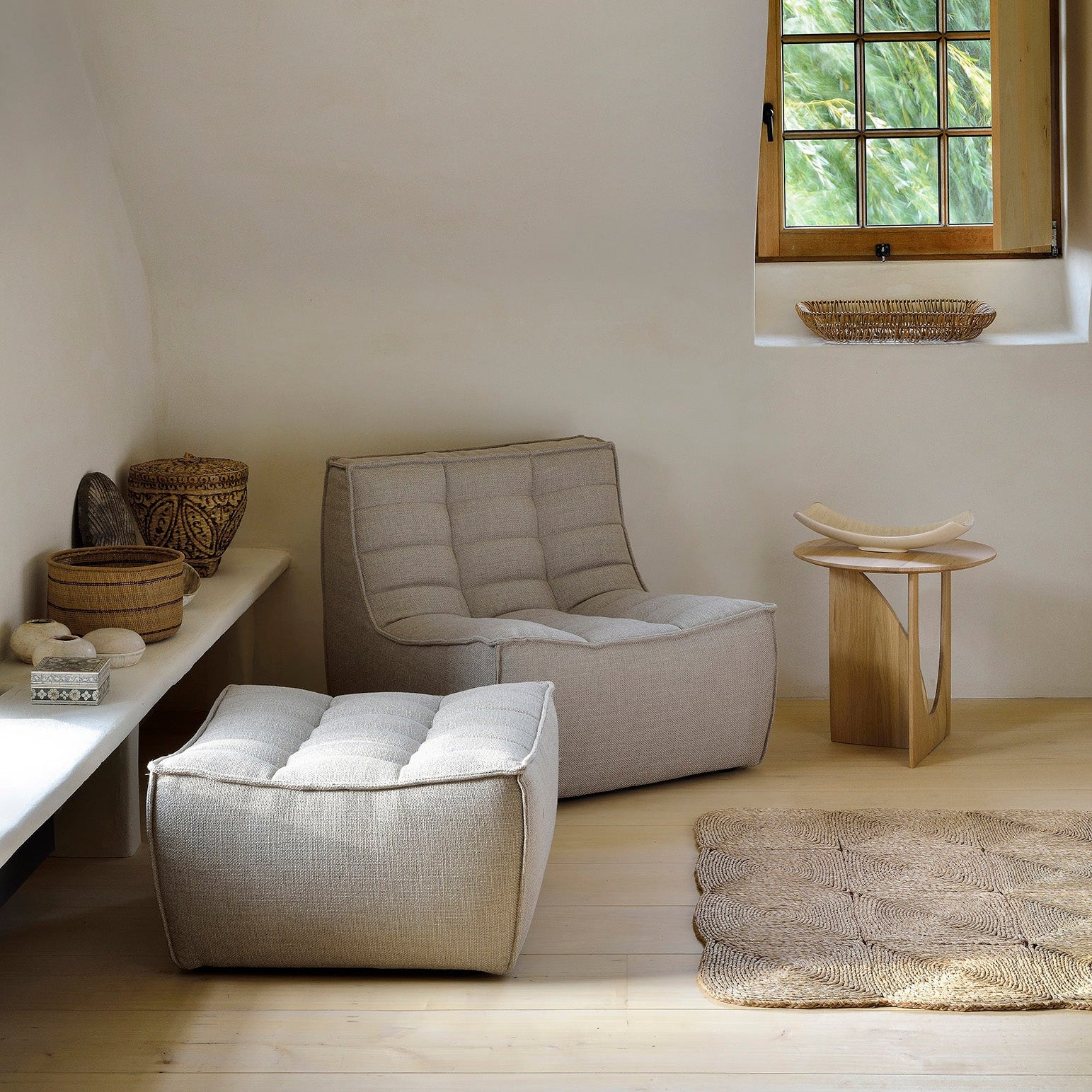 Ethnicraft N701 One Seater in oak, FSC-certified solid oak