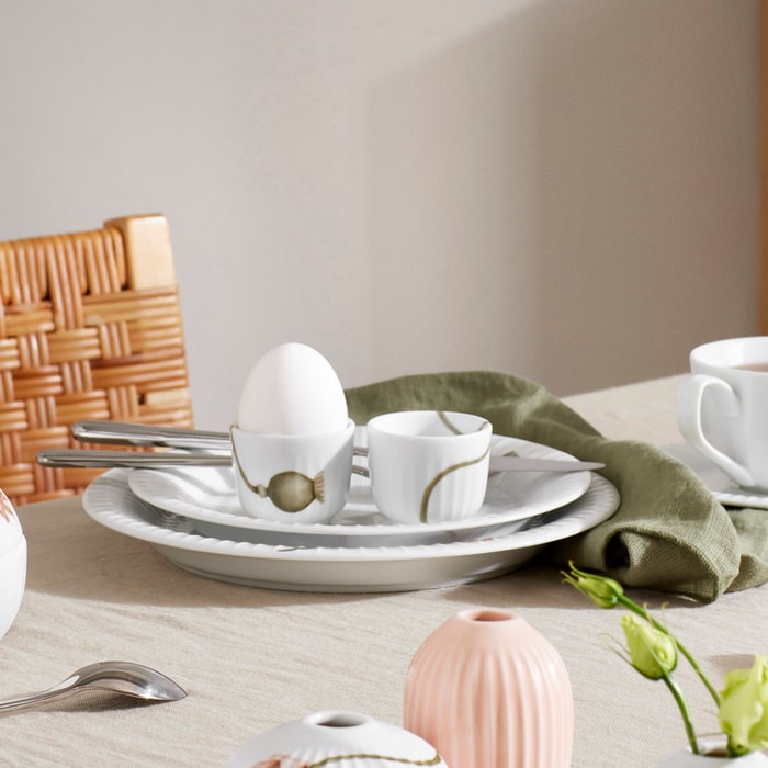 Kähler Hammershøi Plates in glazed stoneware, by Hans-Christian Bauer, B Corp certified Danish ceramic since 1839.
