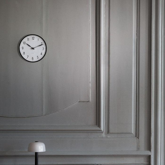 Arne Jacobsen Station Wall Clock White/Black