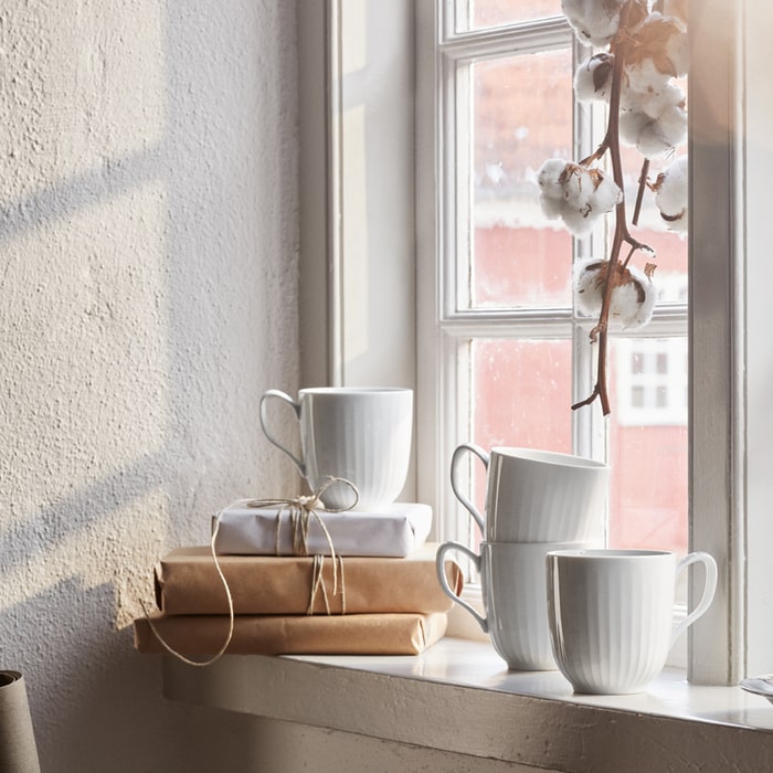 Kähler Hammershøi Cups and Mugs in glazed stoneware, by Hans-Christian Bauer, B Corp certified Danish ceramic since 1839.