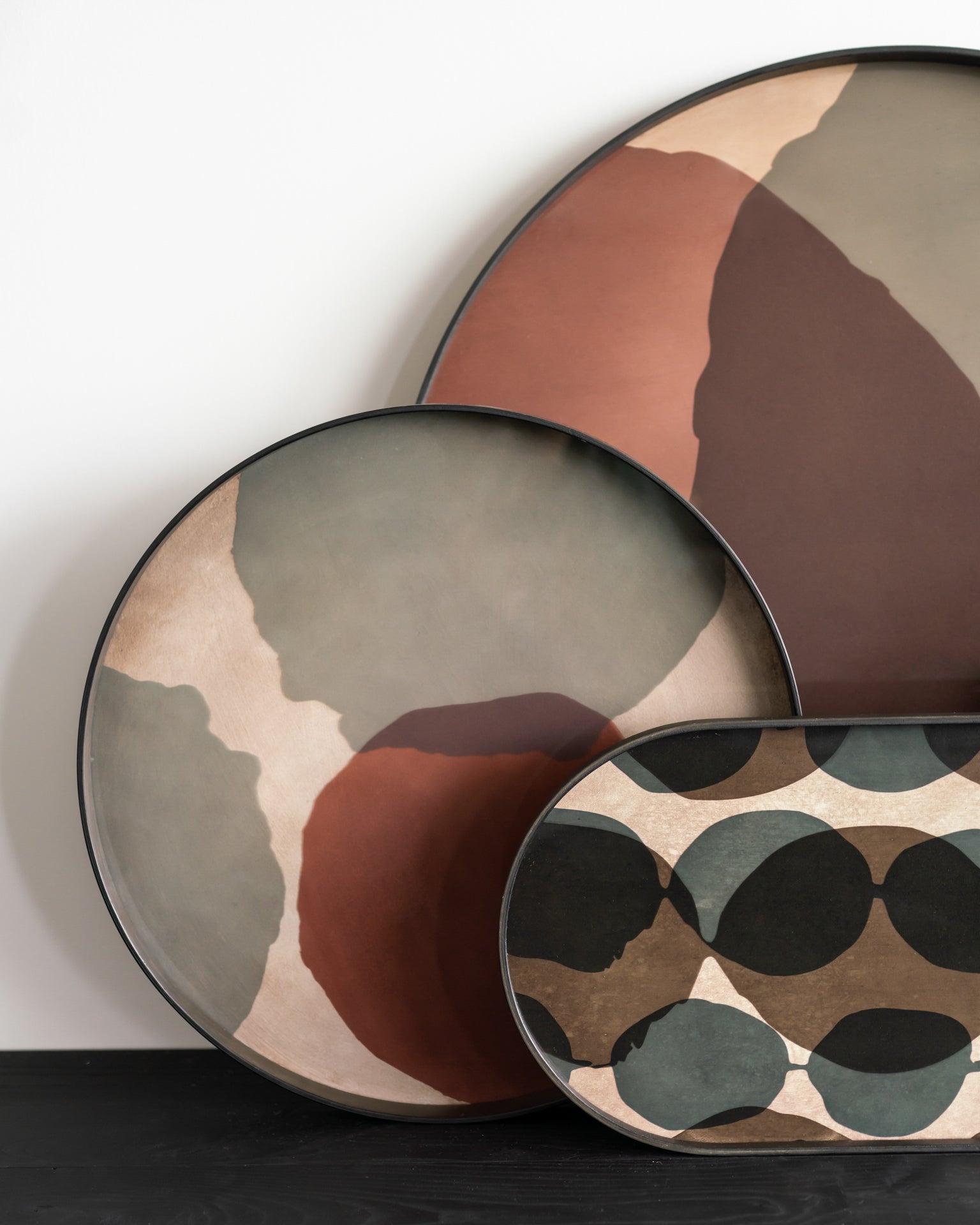Ethnicraft Connected Dots Glass Tray with bronzed glass, Belgian-designed accessory