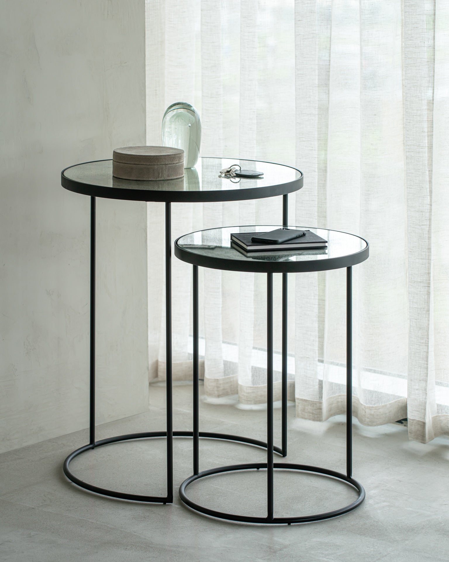Nesting Side Table Set