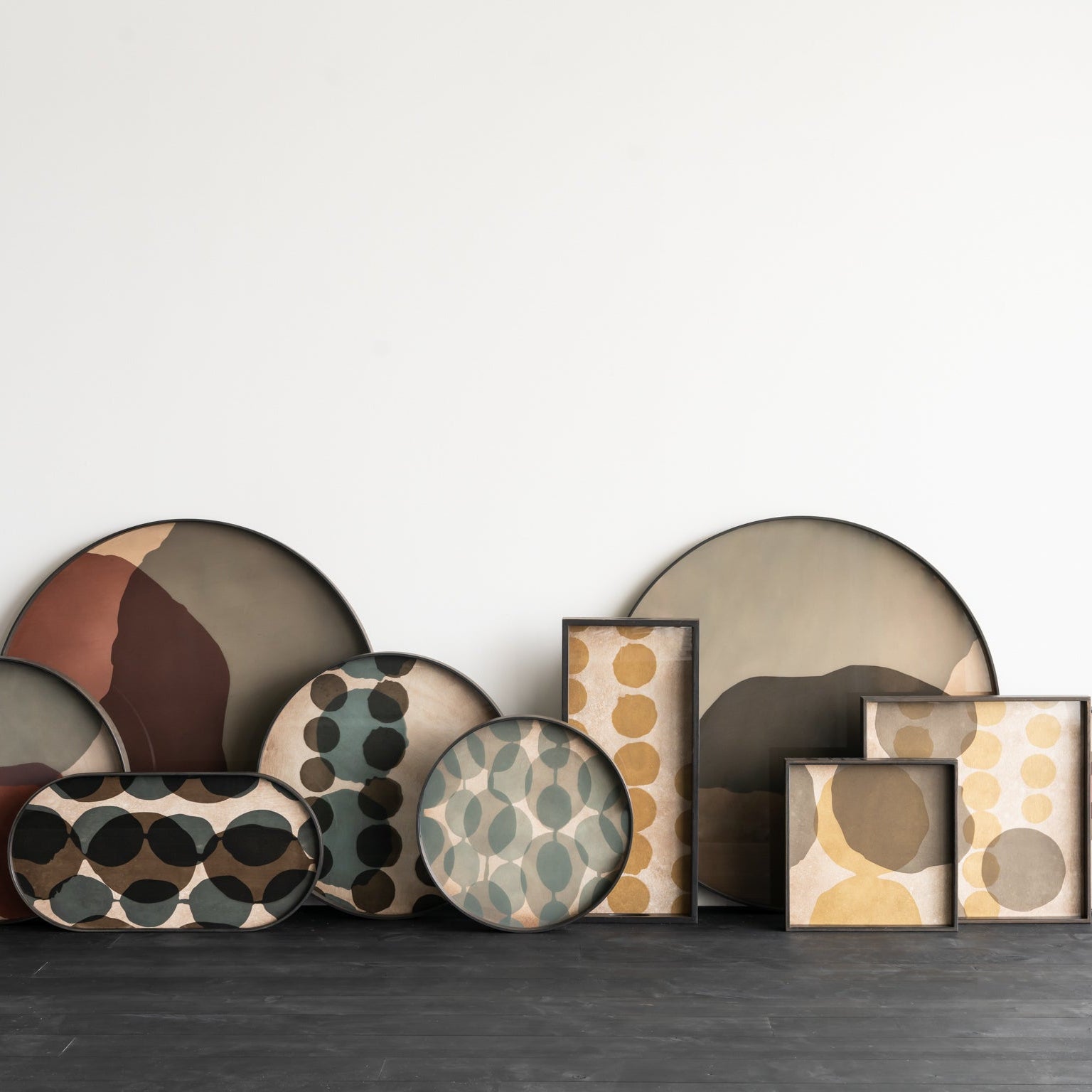 Ethnicraft Connected Dots Glass Tray with bronzed glass, Belgian-designed accessory