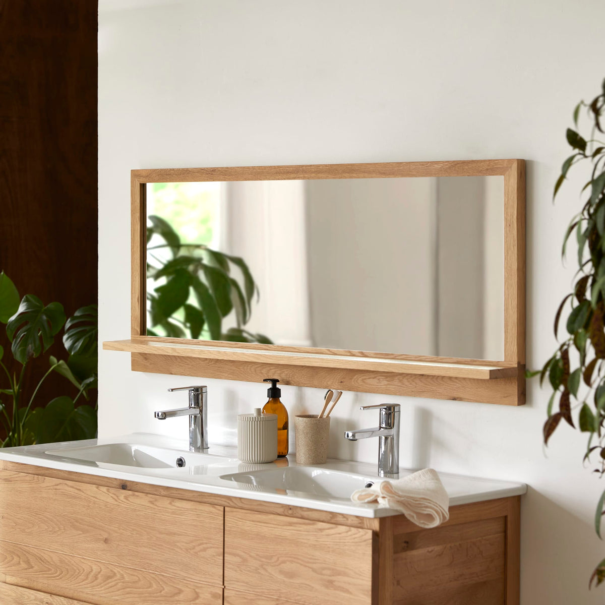 Tikamoon Easy wall mirror in solid oak, front view
