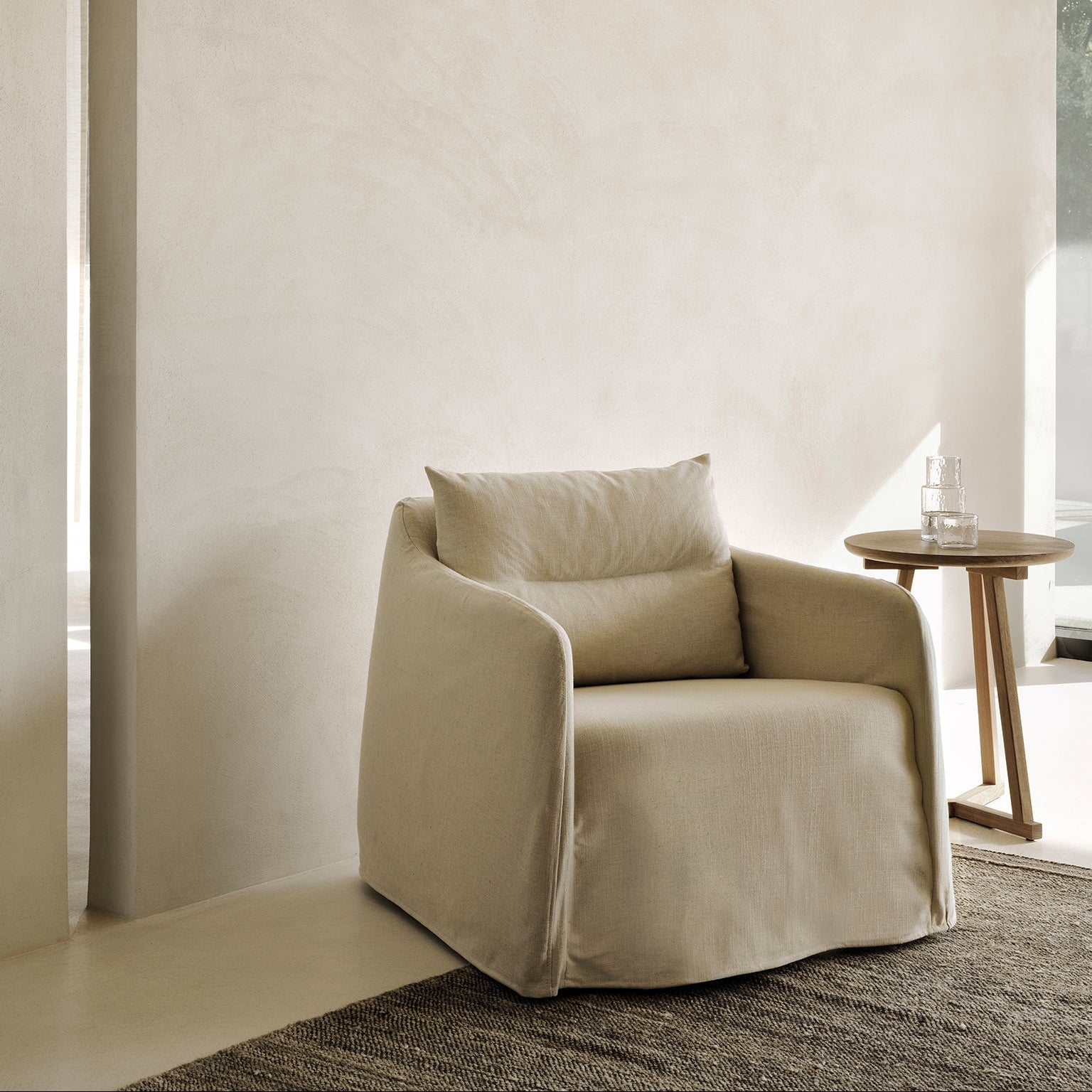 Ethnicraft Weave Lounge Chair with FSC-certified solid wood frame, Belgian design