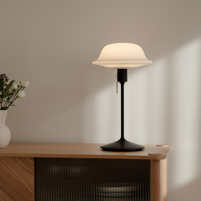 UMAGE Butler Santé Table Lamp, White
