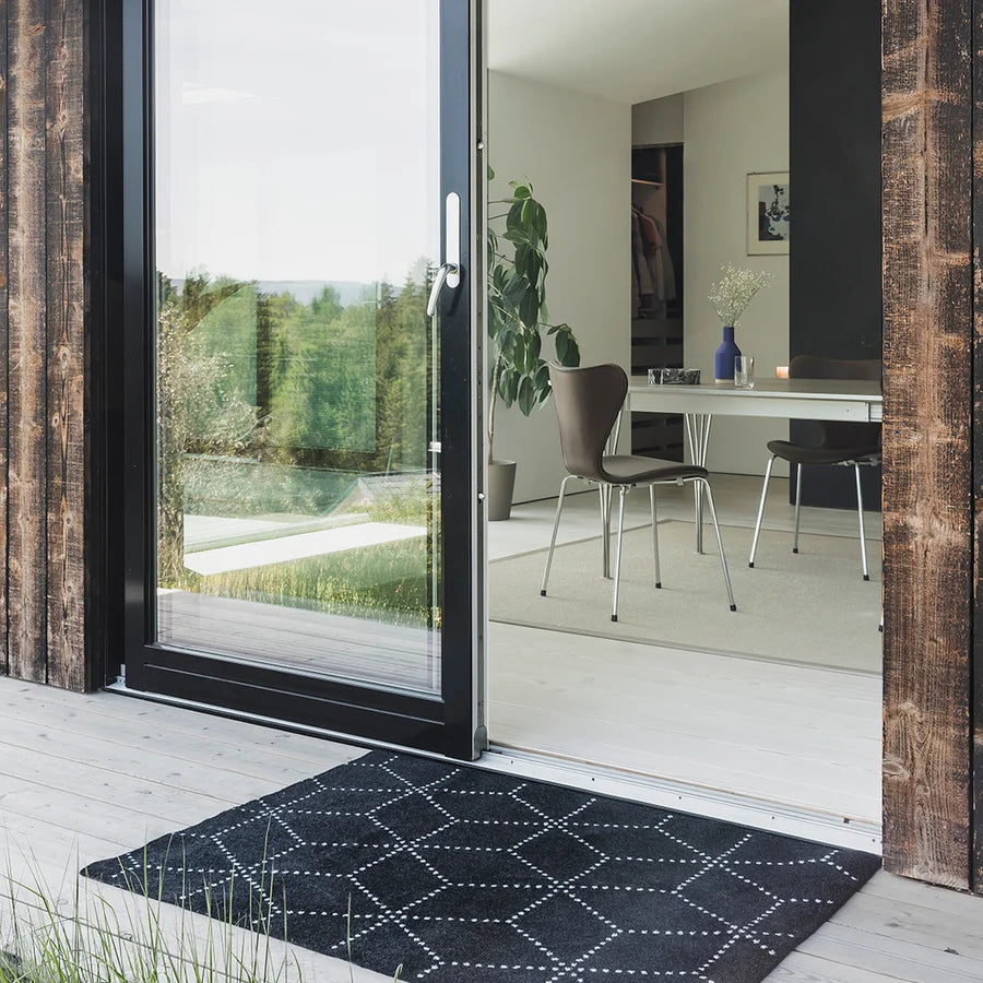 Heymat Hagl All Weather Doormat in Black, recycled PET yarn doormat, Norwegian sustainable design