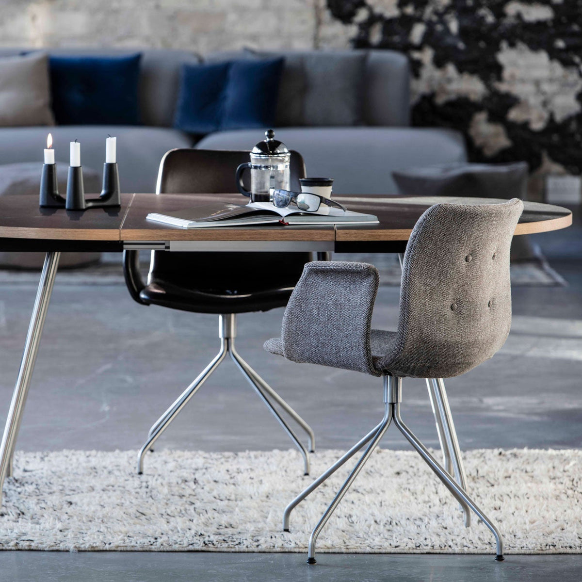 Primum Extendable Round Dining Table - Black Linoleum