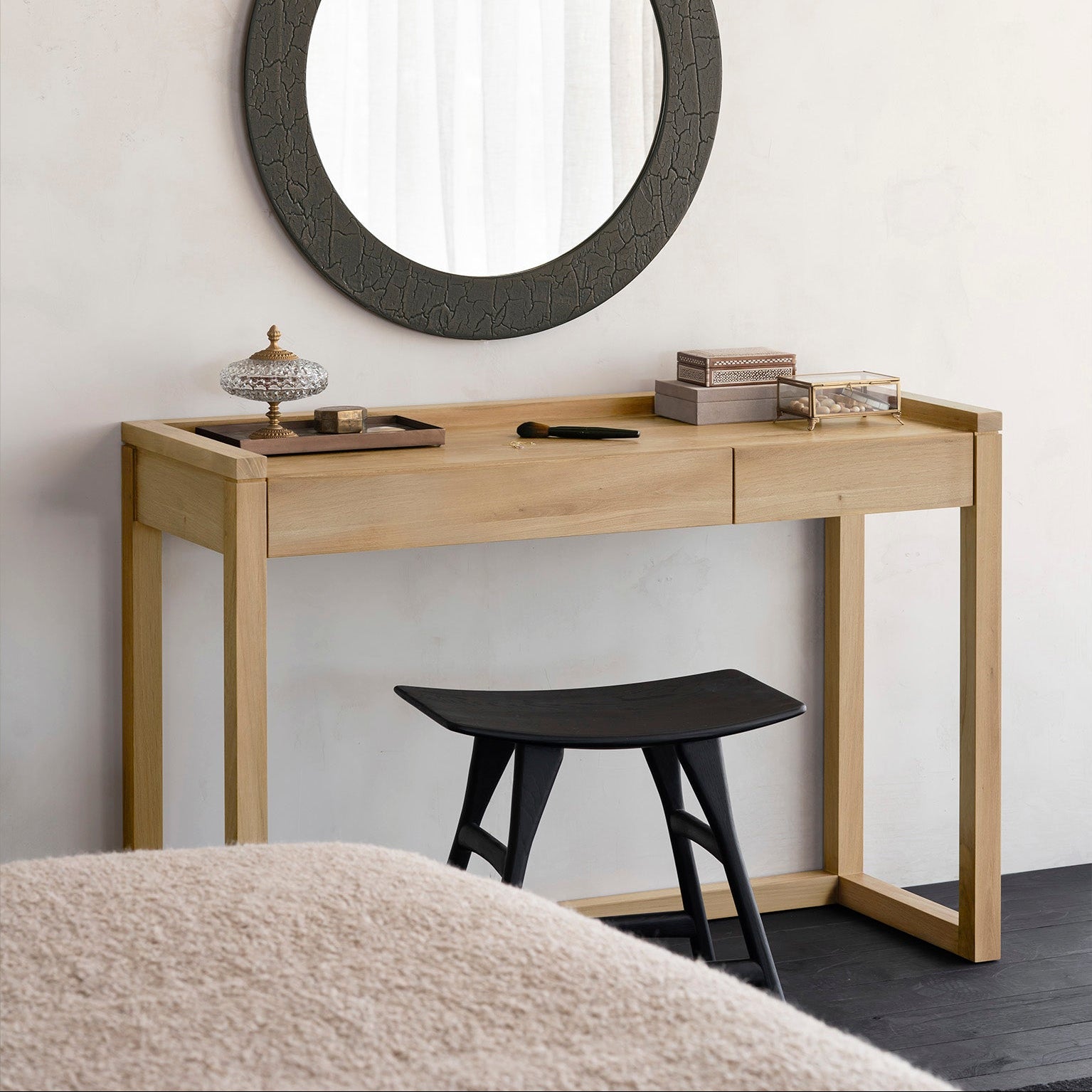 Ethnicraft Frame Desk in oak, FSC-certified solid oak