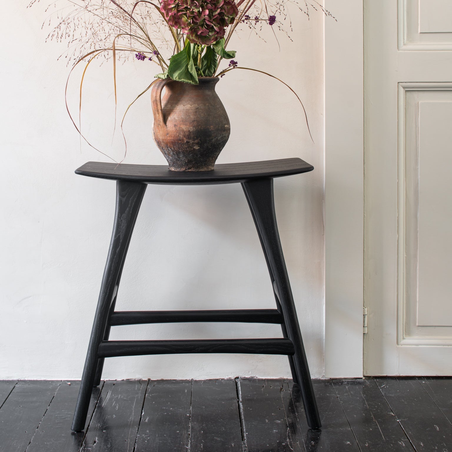 Ethnicraft Osso Bar Stool in oak, FSC-certified solid oak