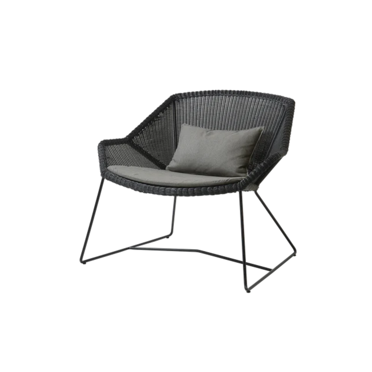 Cane-line Breeze Lounge Chair in Black with Taupe cushion