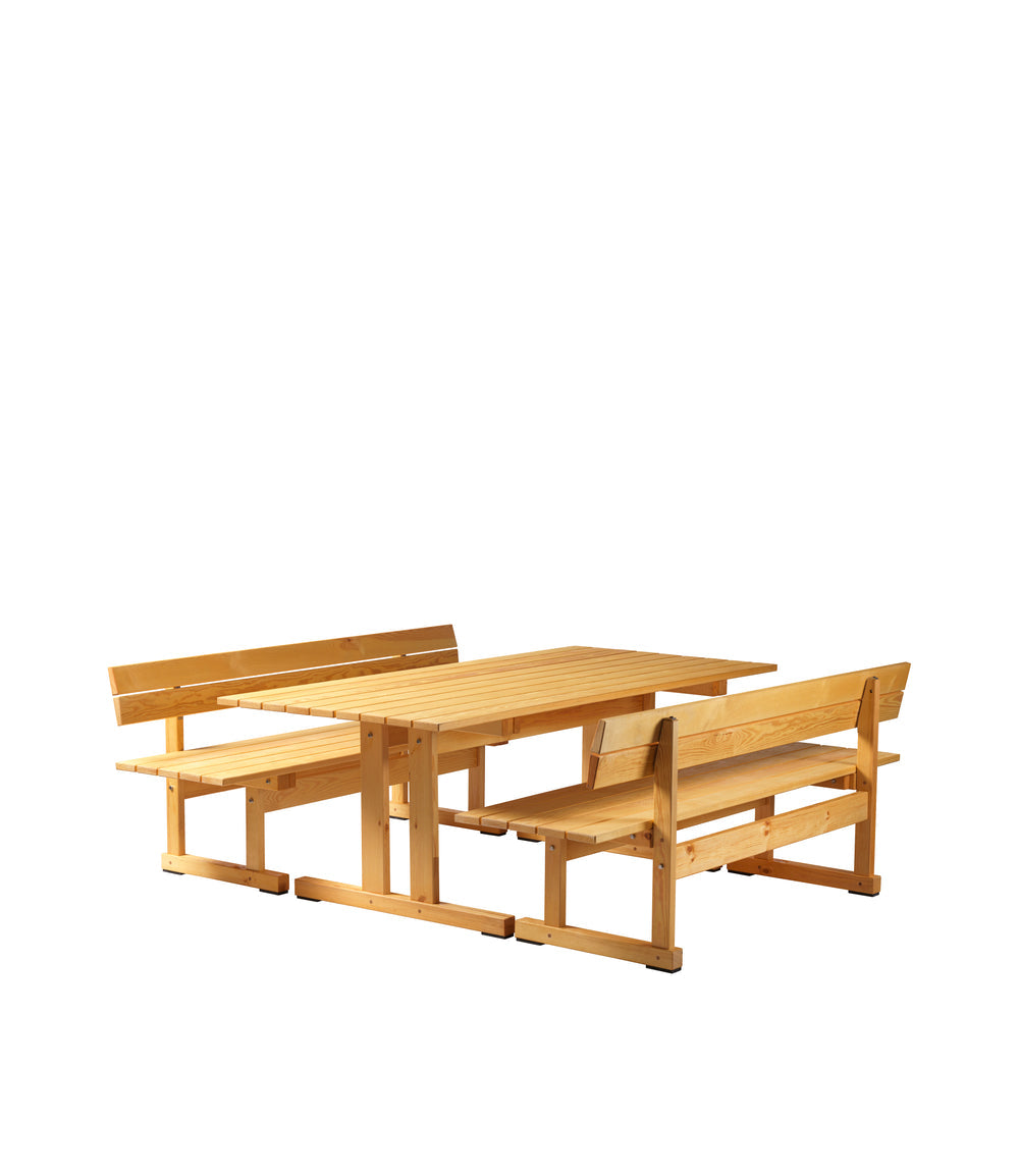 M16 Ermelunden Bench with backrest