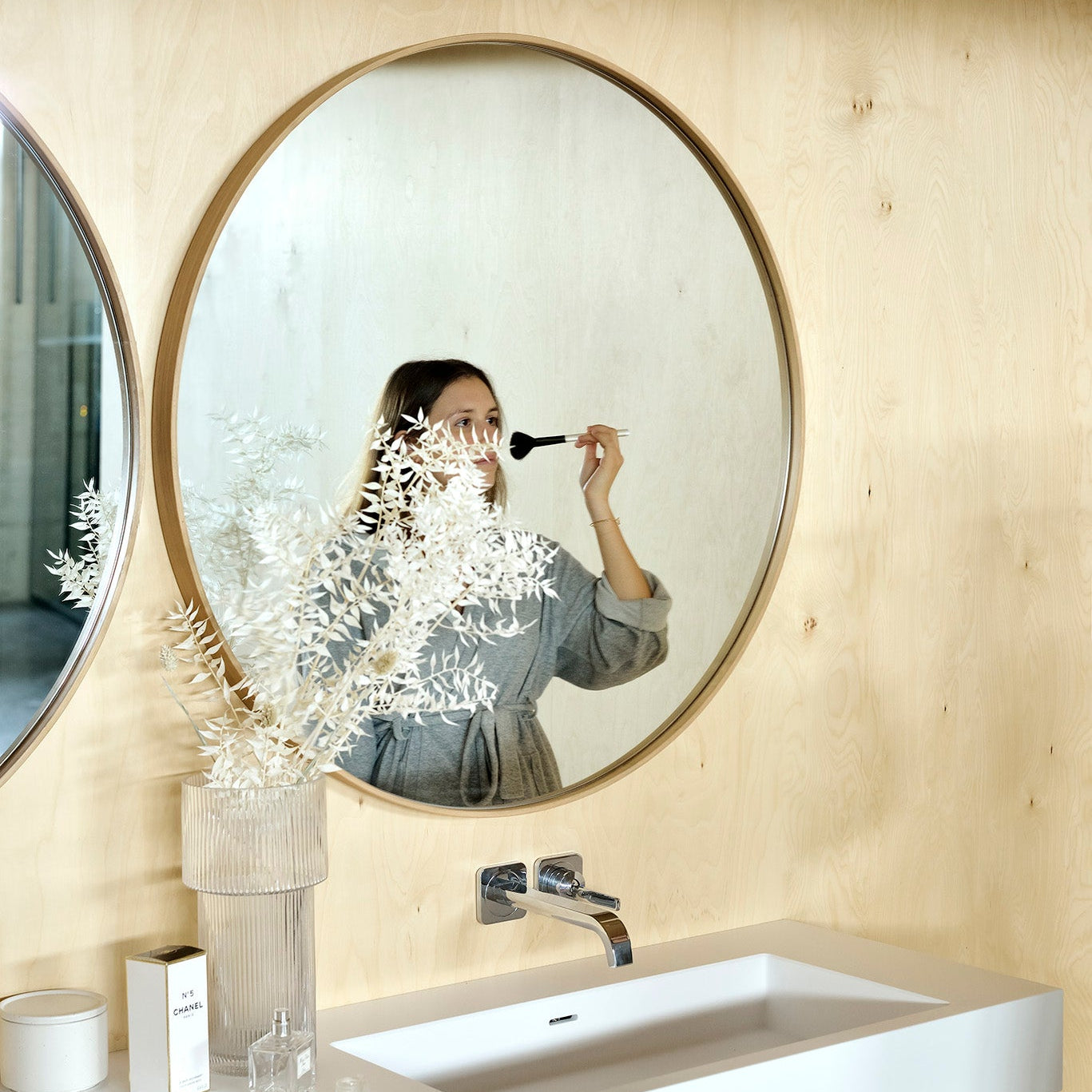 Ethnicraft Layers Wall Mirror with bronzed glass and Belgian craftsmanship