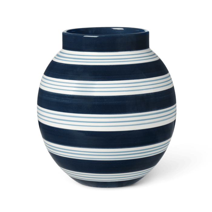 Kähler Omaggio Nuovo in glazed ceramic, B Corp certified Danish ceramic since 1839.