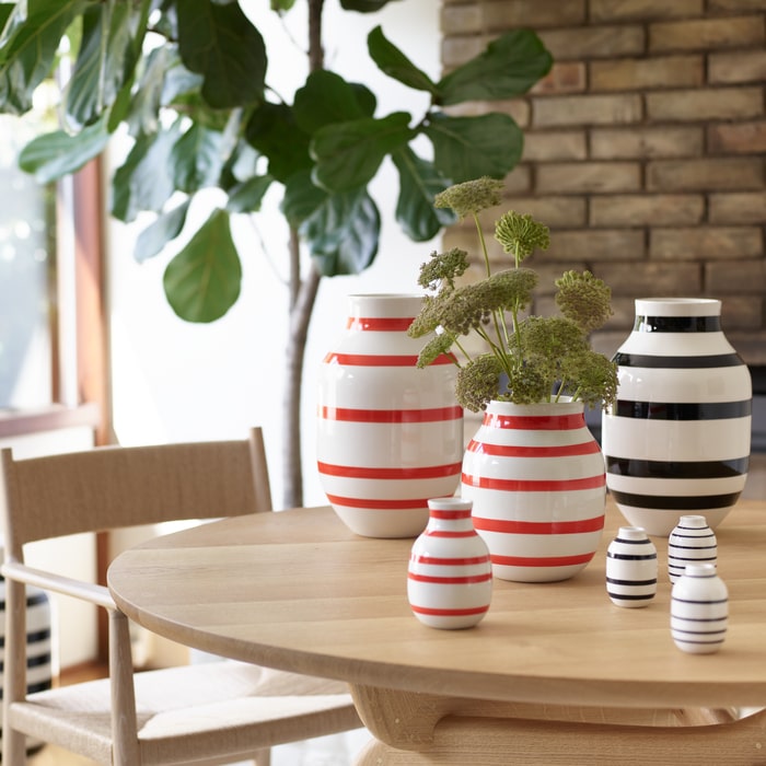 Omaggio Vases