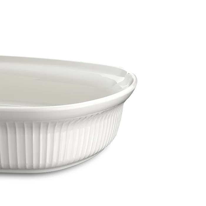 Kähler Hammershøi Ovenproof Dish in stoneware, by Hans-Christian Bauer, B Corp certified Danish ceramic since 1839.