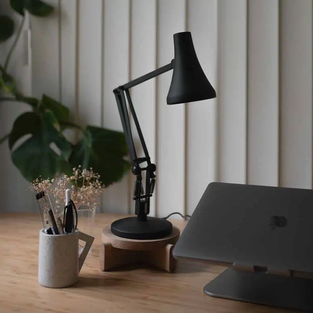 90 Mini Desk Lamp