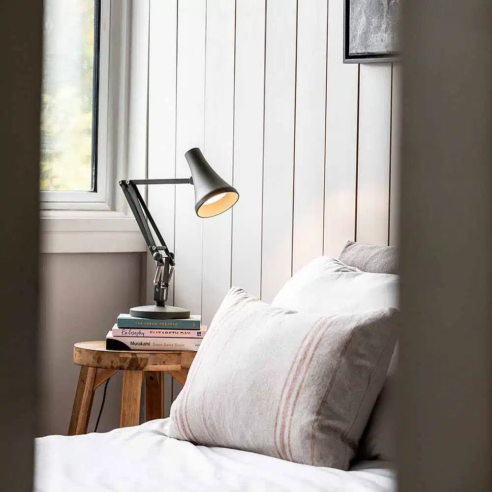 90 Mini Desk Lamp