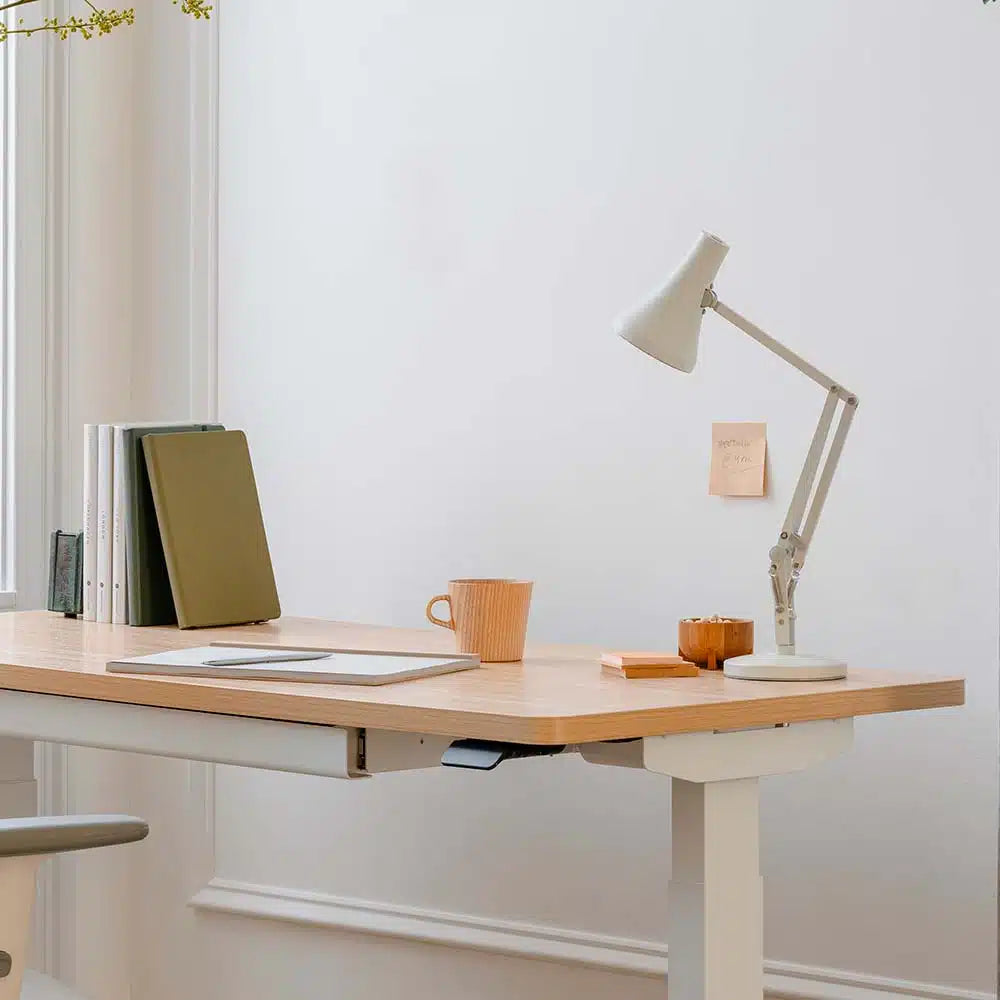 90 Mini Desk Lamp
