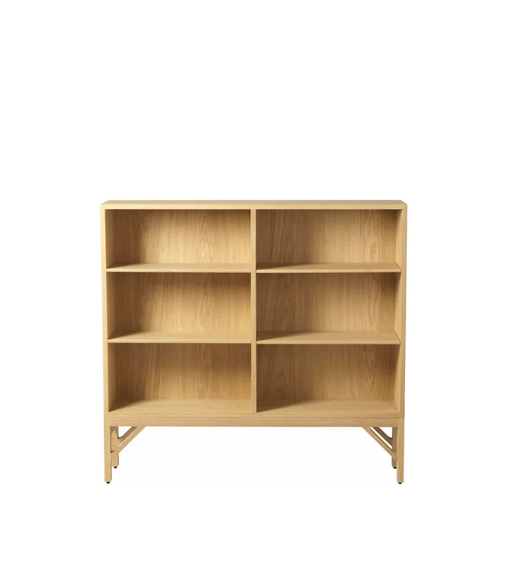FDB Møbler Shelving unit in solid oak, designed by Børge Mogensen