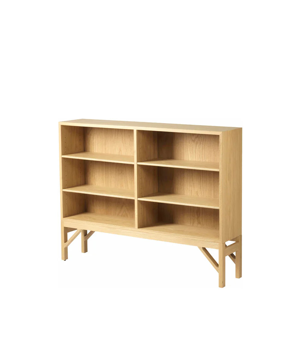 FDB Møbler Shelving unit in solid oak, designed by Børge Mogensen