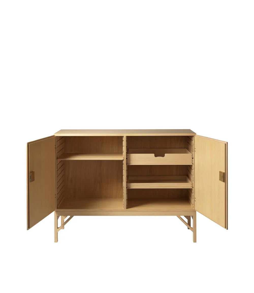 A232 Sideboard