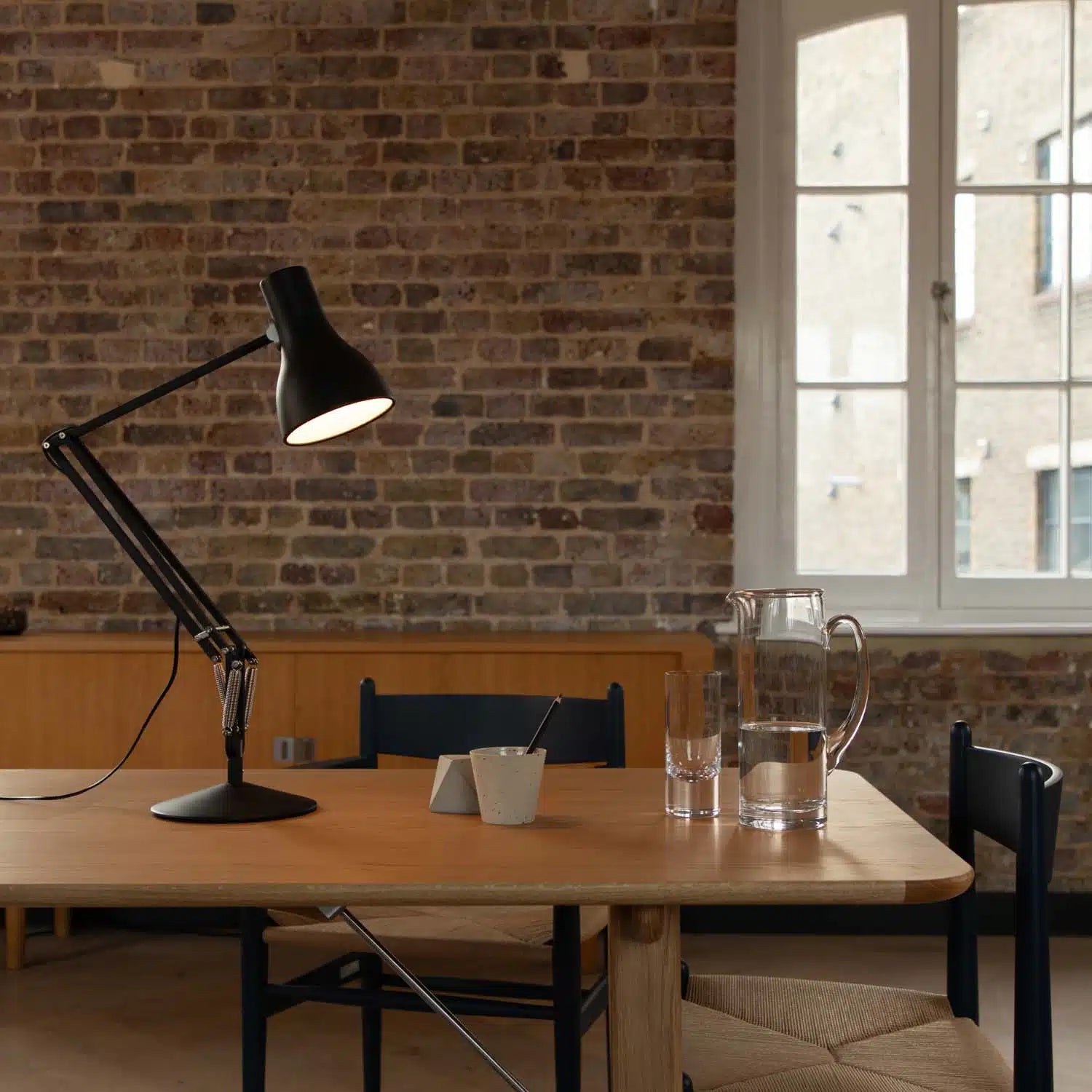 Type 75 Desk Lamp