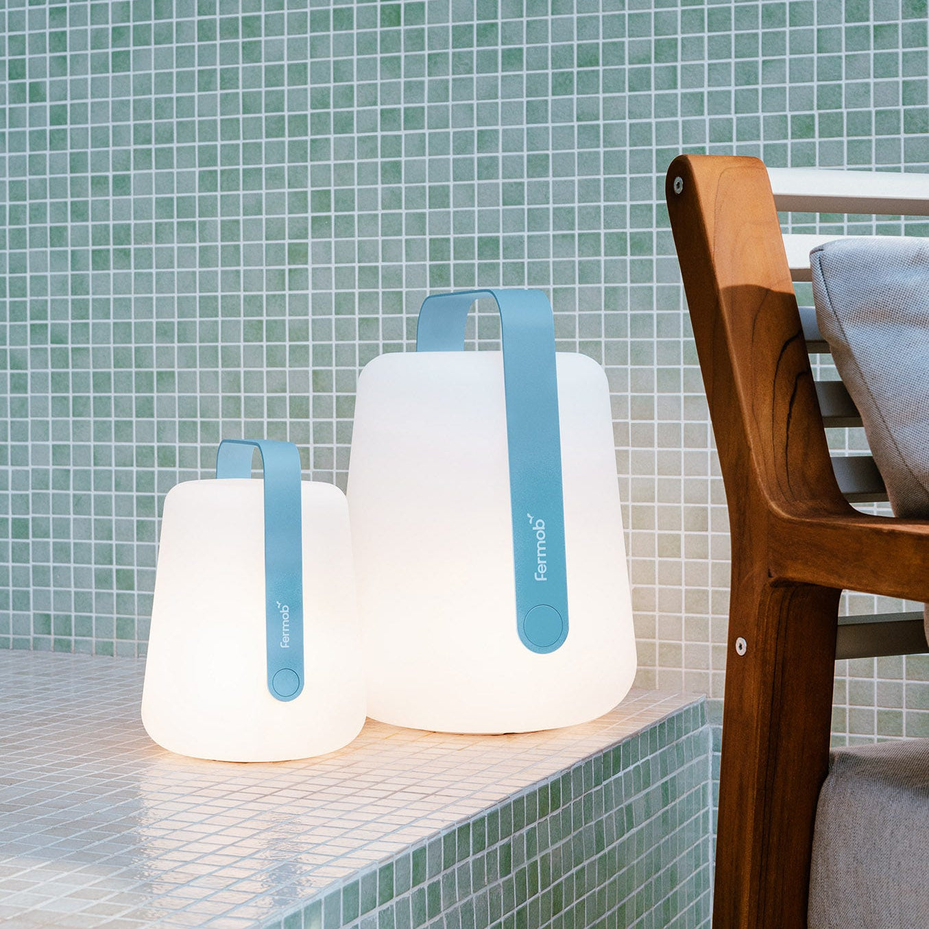 Fermob Balad² Lamp H.10 in. in Maya Blue styled outdoors
