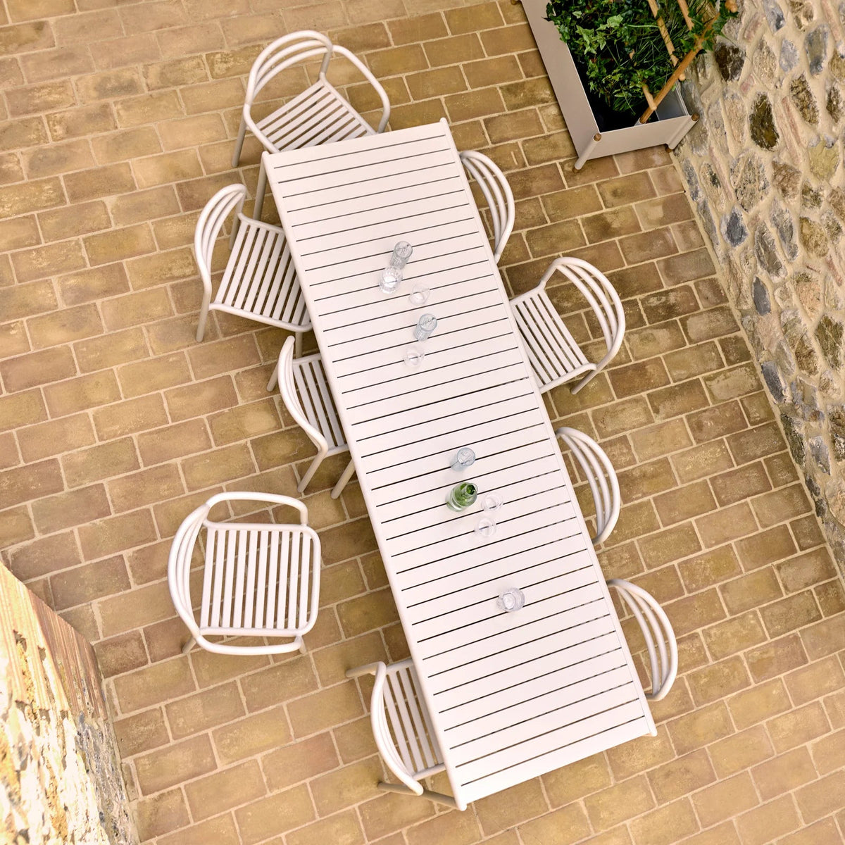 Cane-line Bliss Armchair in Sand, aluminum