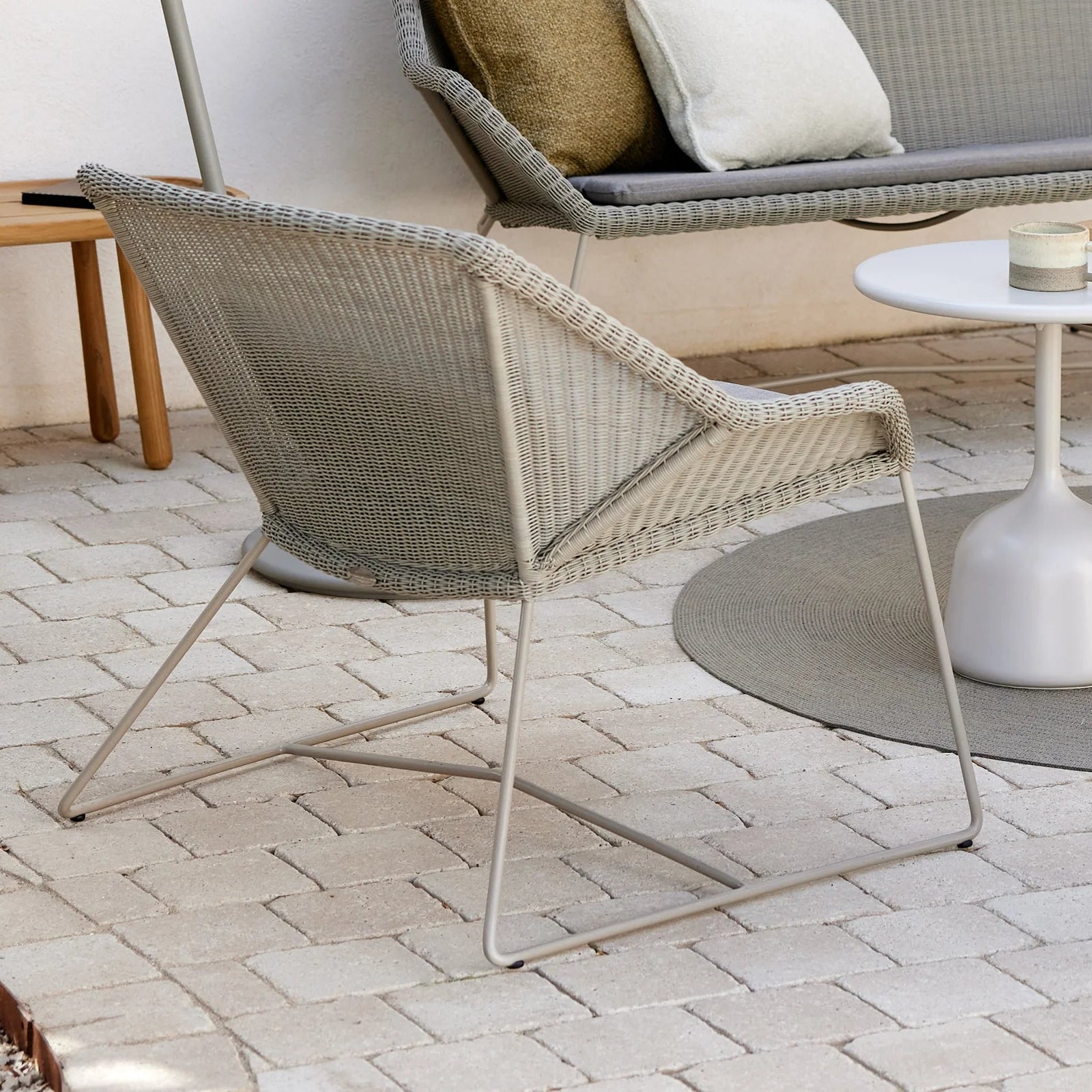 Breeze Lounge Chair