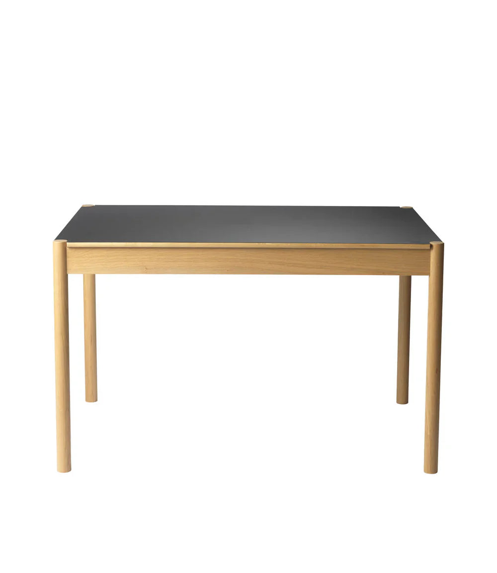 FDB Møbler Dining table in solid oak (beige/neutral), designed by Jørgen Bækmark