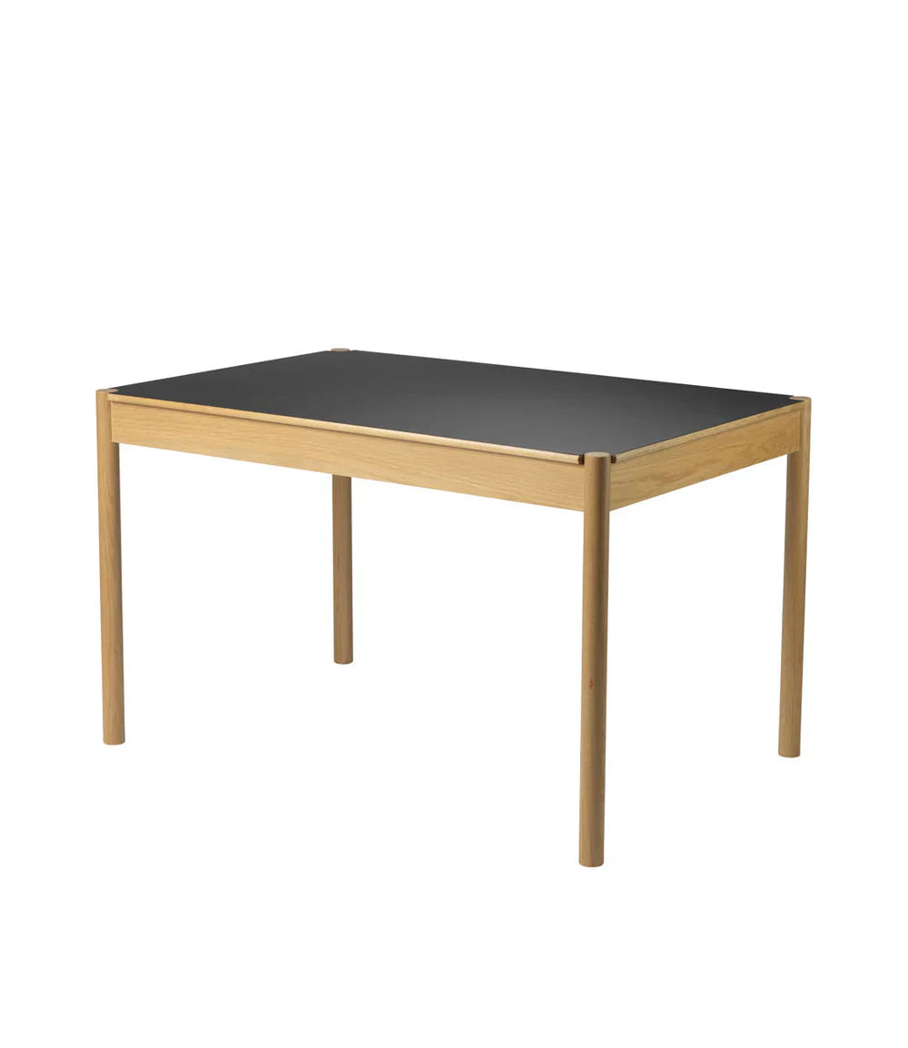 FDB Møbler Dining table in solid oak (beige/neutral), designed by Jørgen Bækmark